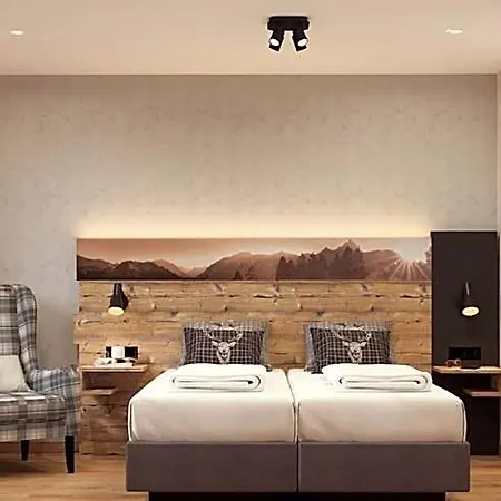 Auhof 4*